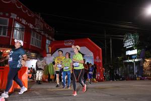 BIB: 4565
                            <button type="button" onclick="openModal(26261178)" class="btn btn-primary btn-sm float-right btn-popup" data-toggle="modal" data-target=".modal-high-quality">
                        <i class="fas fa-shopping-cart"></i> Add to Cart
                    </button>
                                            <button type="button" onclick="isThisMe(26261178, true)" class="btn btn-success btn-sm float-right btn-popup btn-isme hidden" data-toggle="tooltip" data-placement="bottom" title="นี่คือรูปของคุณใช่ไหม คลิกที่นี่เพื่อเอาเข้าอัลบั้ม">
                        <i class="fas fa-plus"></i> Add to album
                    </button>
                    <button type="button" onclick="isThisMe(26261178, false)" class="btn btn-warning btn-sm float-right btn-popup btn-isnotme hidden">
                        <i class="fas fa-ban"></i> Remove from album
                    </button>